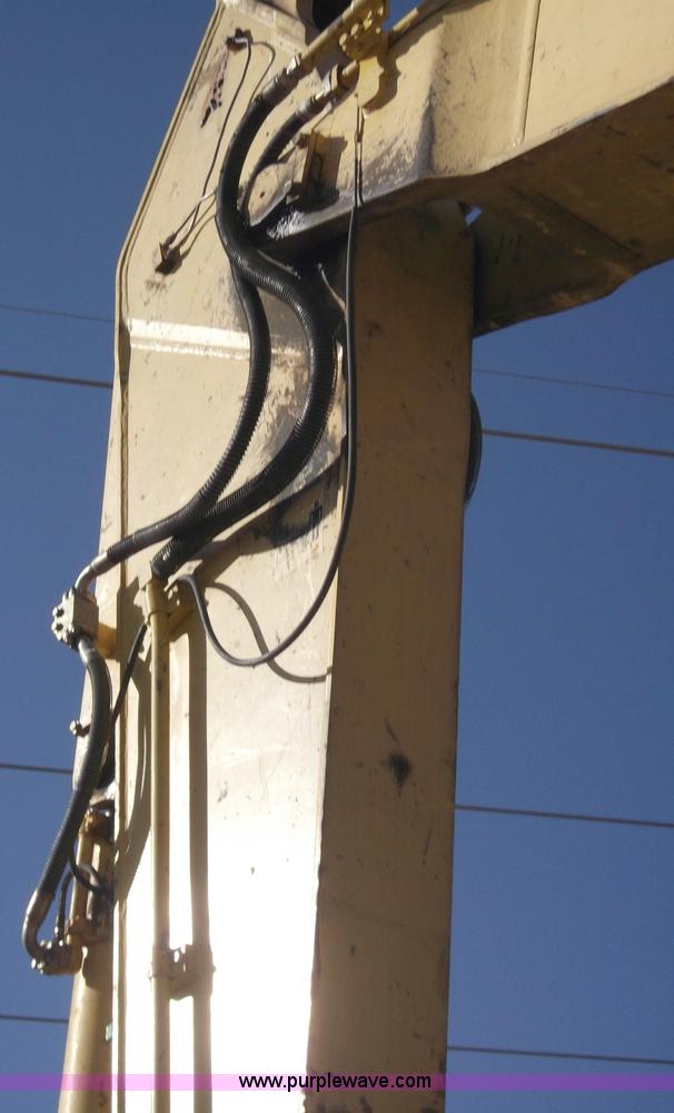 image for item B5030 2006 Komatsu PC400LC-7E0 Galeo series excavator