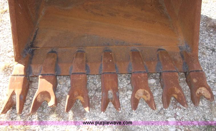 image for item B5030 2006 Komatsu PC400LC-7E0 Galeo series excavator