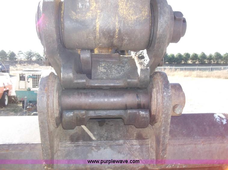 image for item B5030 2006 Komatsu PC400LC-7E0 Galeo series excavator