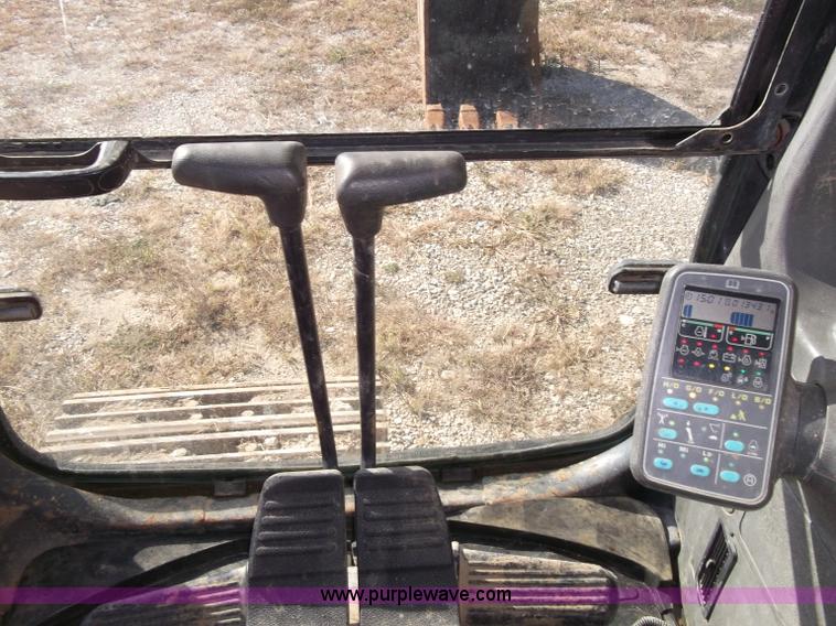 image for item B5031 1997 Komatsu PC200LC-6L excavator