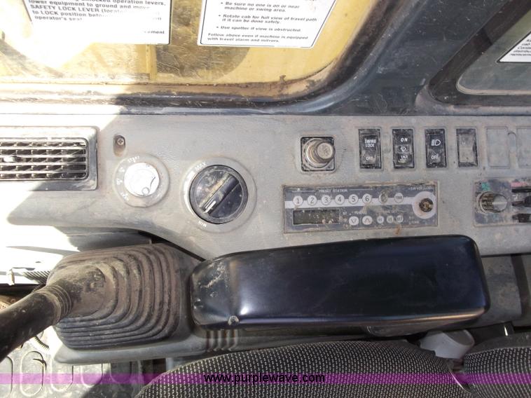 image for item B5031 1997 Komatsu PC200LC-6L excavator
