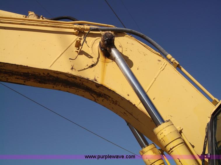 image for item B5031 1997 Komatsu PC200LC-6L excavator