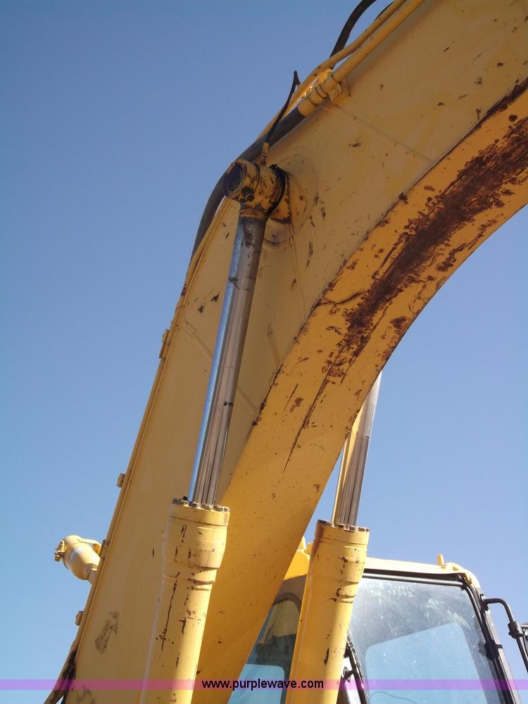 image for item B5031 1997 Komatsu PC200LC-6L excavator