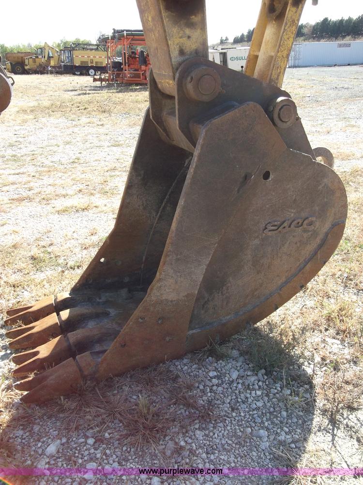 image for item B5031 1997 Komatsu PC200LC-6L excavator