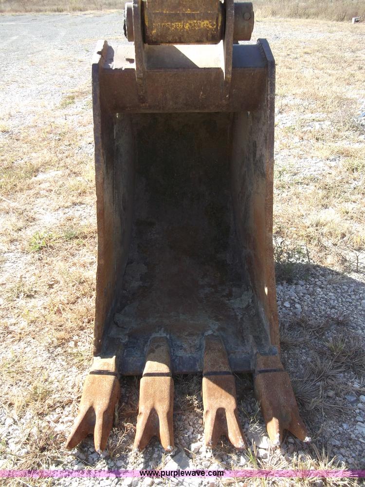 image for item B5031 1997 Komatsu PC200LC-6L excavator