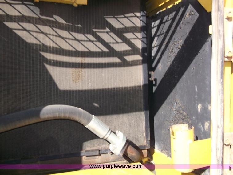 image for item B5031 1997 Komatsu PC200LC-6L excavator