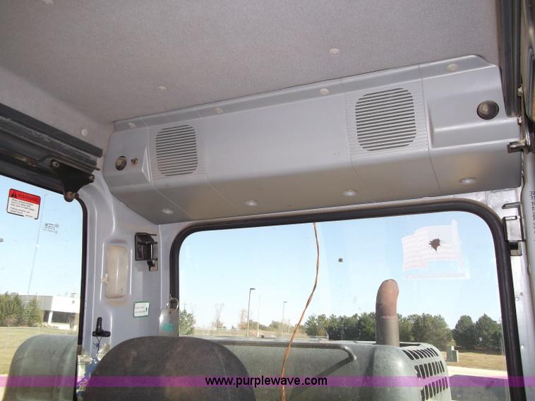 image for item B5032 2005 Komatsu PC400LC-7L Galeo series excavator