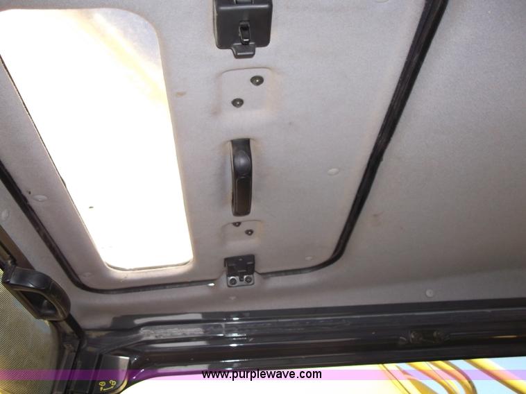 image for item B5032 2005 Komatsu PC400LC-7L Galeo series excavator