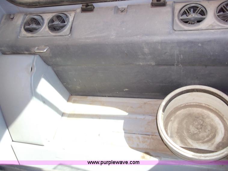 image for item B5032 2005 Komatsu PC400LC-7L Galeo series excavator