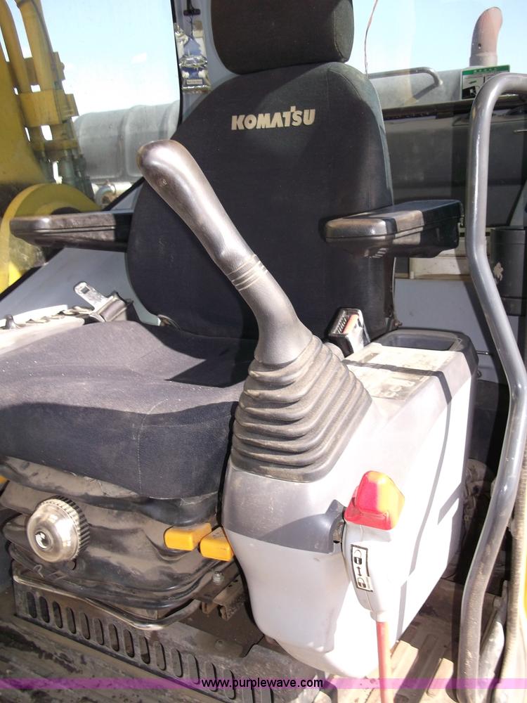 image for item B5032 2005 Komatsu PC400LC-7L Galeo series excavator