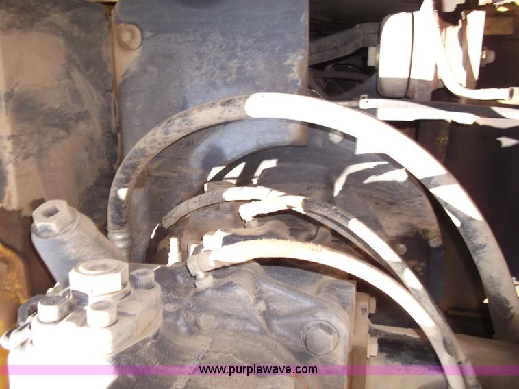 image for item B5032 2005 Komatsu PC400LC-7L Galeo series excavator