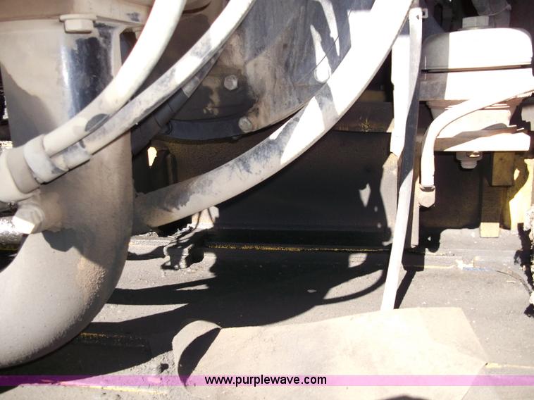 image for item B5032 2005 Komatsu PC400LC-7L Galeo series excavator