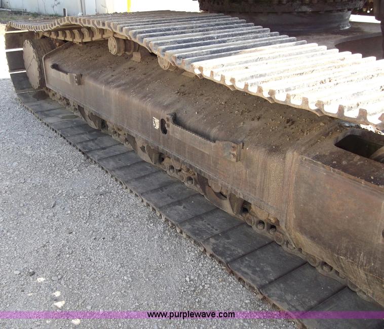 image for item B5032 2005 Komatsu PC400LC-7L Galeo series excavator