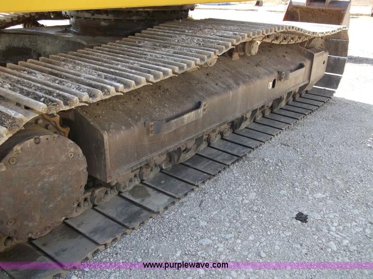 image for item B5032 2005 Komatsu PC400LC-7L Galeo series excavator