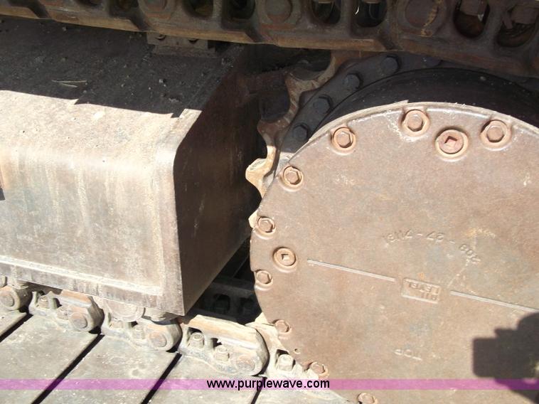 image for item B5032 2005 Komatsu PC400LC-7L Galeo series excavator