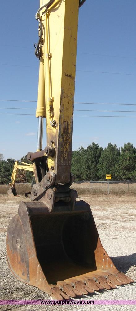 image for item B5032 2005 Komatsu PC400LC-7L Galeo series excavator