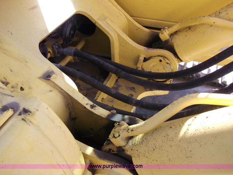 image for item B5032 2005 Komatsu PC400LC-7L Galeo series excavator