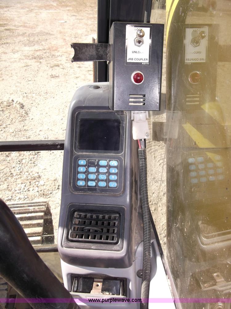 image for item B5033 2005 Komatsu PC400LC-7L Galeo series excavator