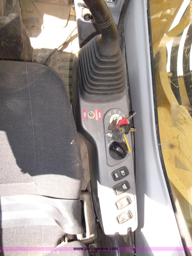 image for item B5033 2005 Komatsu PC400LC-7L Galeo series excavator