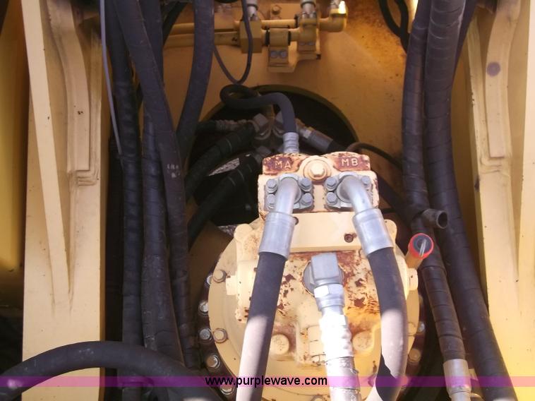 image for item B5033 2005 Komatsu PC400LC-7L Galeo series excavator