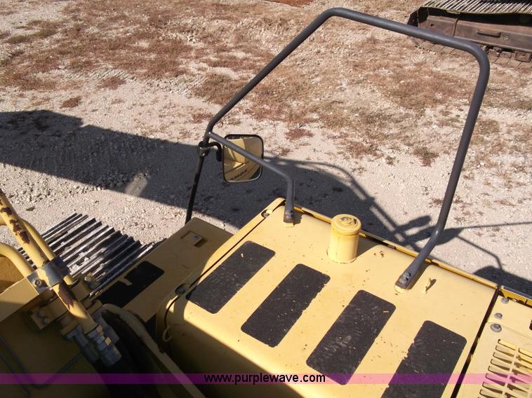 image for item B5033 2005 Komatsu PC400LC-7L Galeo series excavator