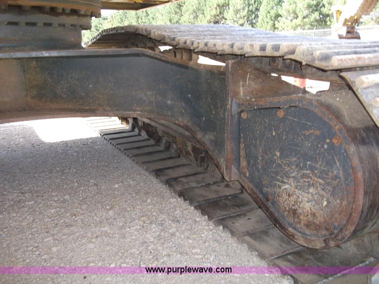 image for item B5033 2005 Komatsu PC400LC-7L Galeo series excavator