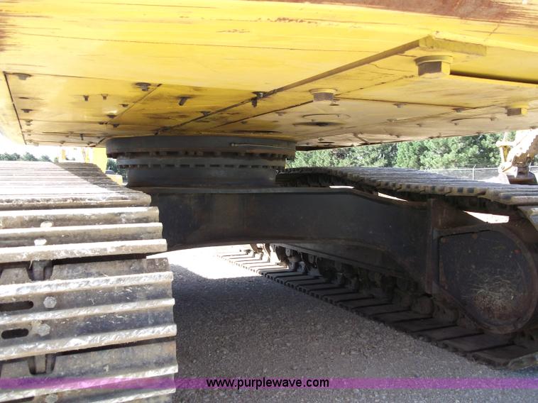 image for item B5033 2005 Komatsu PC400LC-7L Galeo series excavator