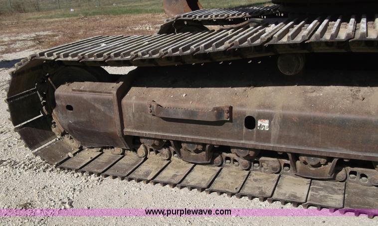 image for item B5033 2005 Komatsu PC400LC-7L Galeo series excavator