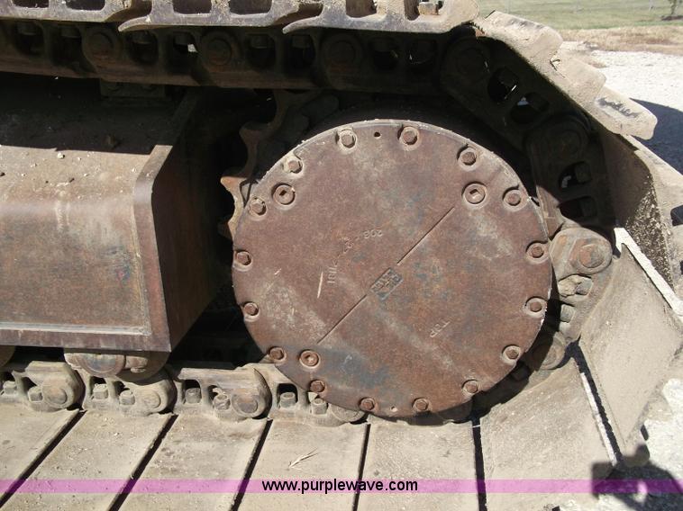 image for item B5033 2005 Komatsu PC400LC-7L Galeo series excavator