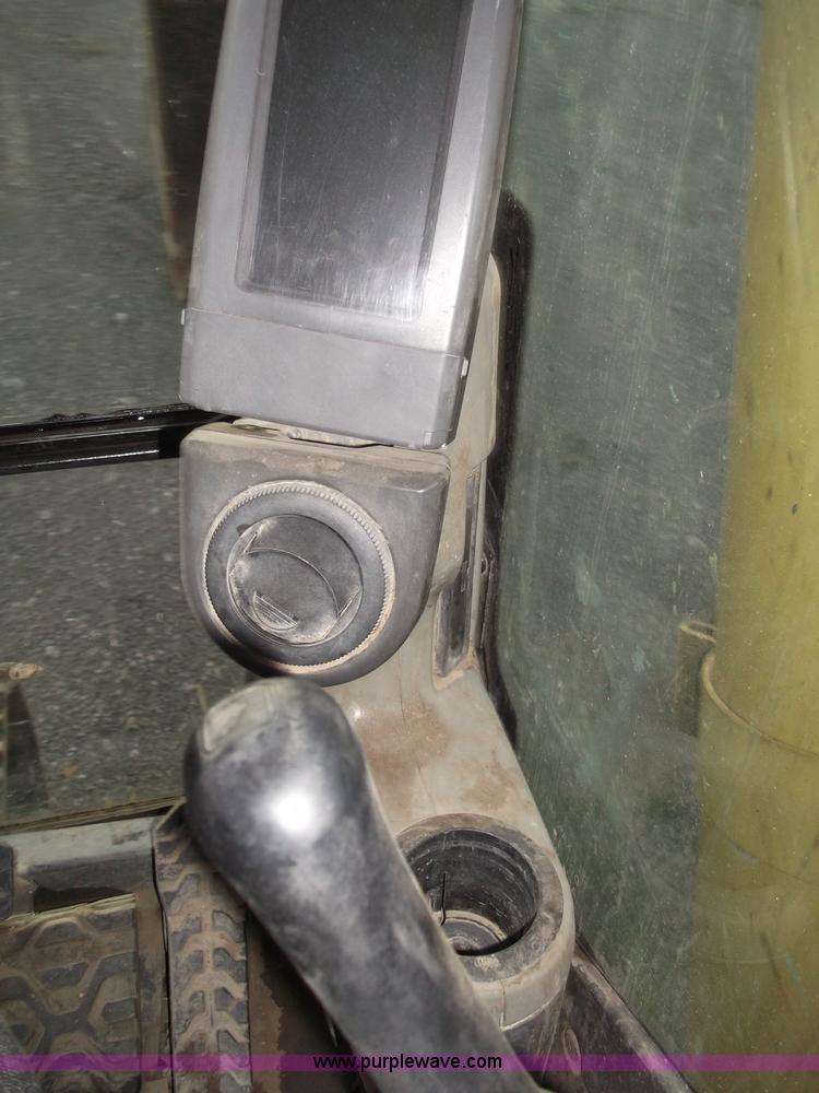 image for item B5034 2005 Caterpillar 345C excavator