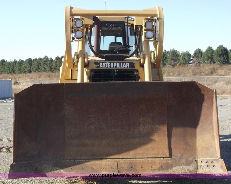image for item B5035 2002 Caterpillar D6RXL dozer