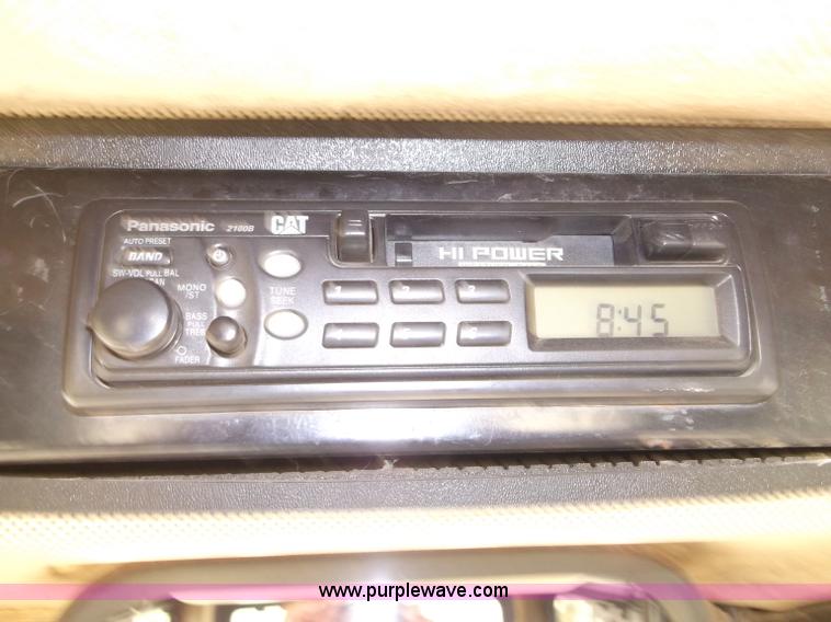 image for item B5035 2002 Caterpillar D6RXL dozer