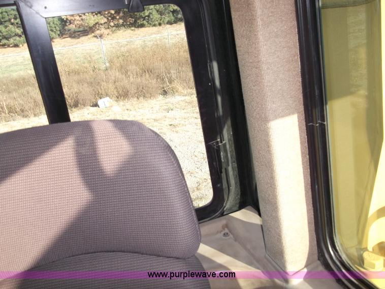 image for item B5035 2002 Caterpillar D6RXL dozer