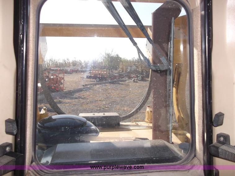 image for item B5035 2002 Caterpillar D6RXL dozer