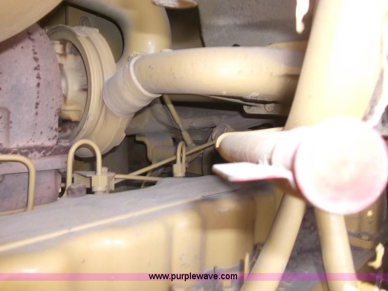 image for item B5035 2002 Caterpillar D6RXL dozer