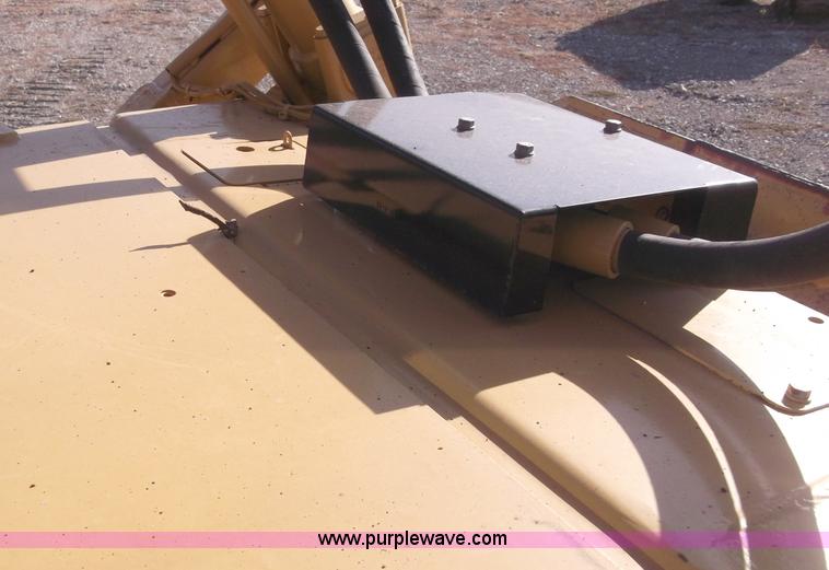 image for item B5035 2002 Caterpillar D6RXL dozer