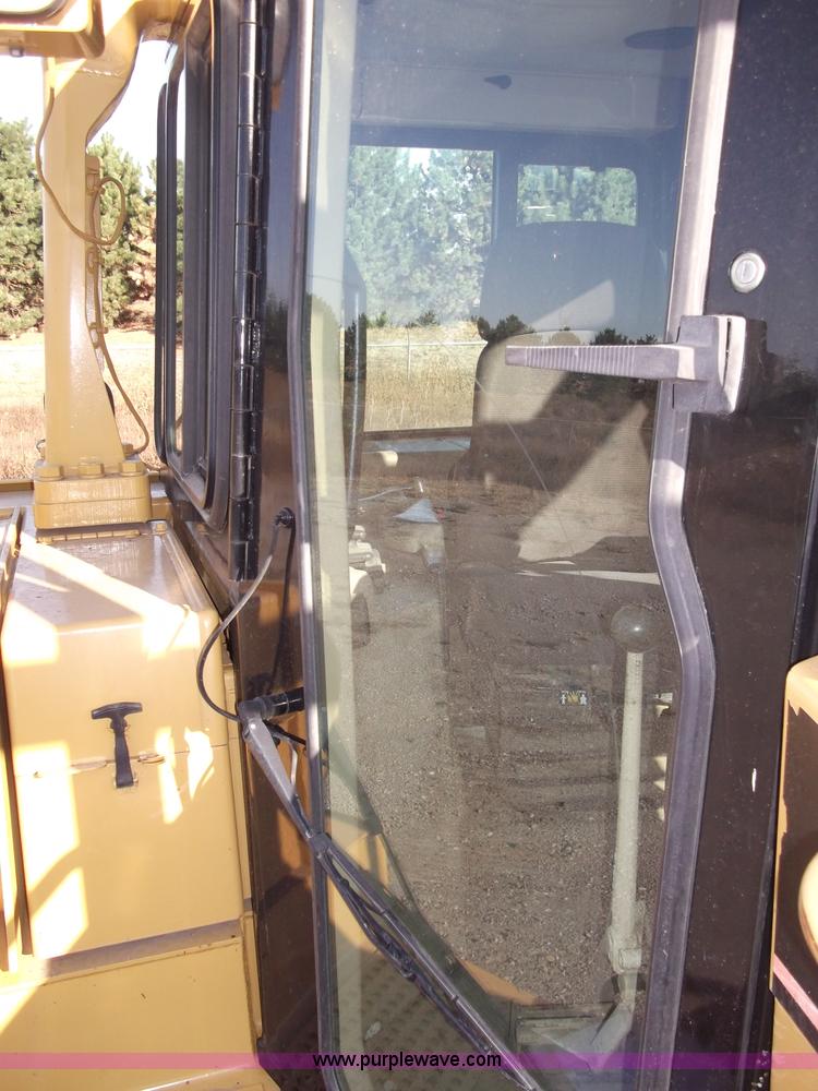 image for item B5035 2002 Caterpillar D6RXL dozer