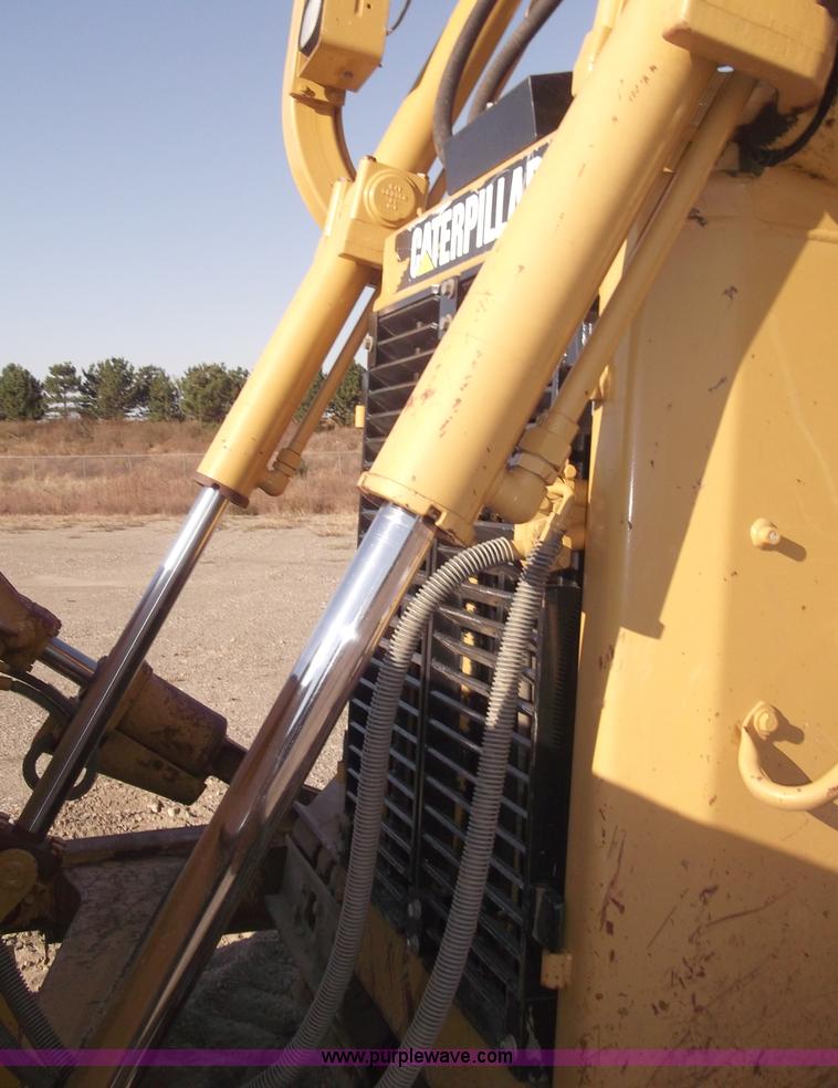 image for item B5035 2002 Caterpillar D6RXL dozer