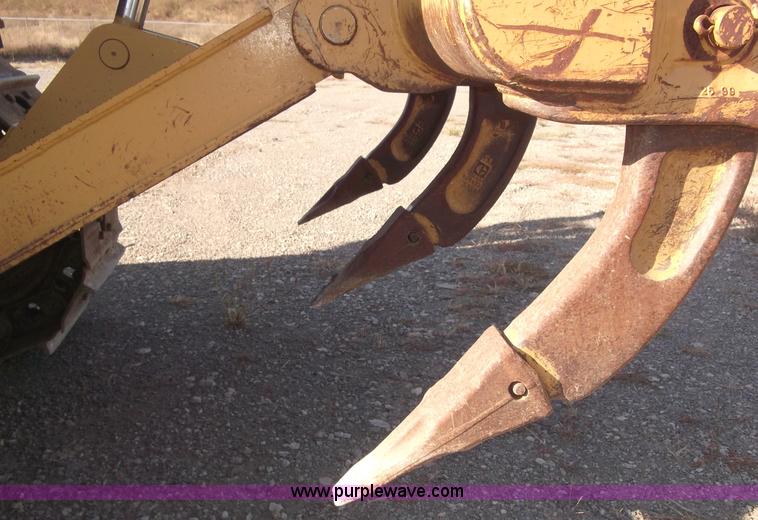 image for item B5035 2002 Caterpillar D6RXL dozer