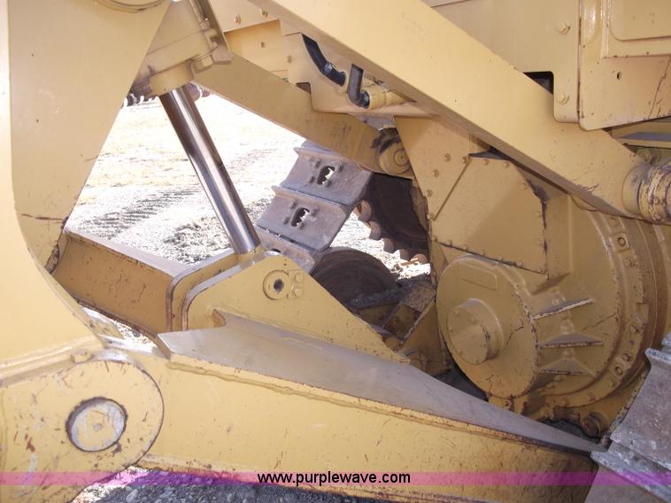 image for item B5035 2002 Caterpillar D6RXL dozer