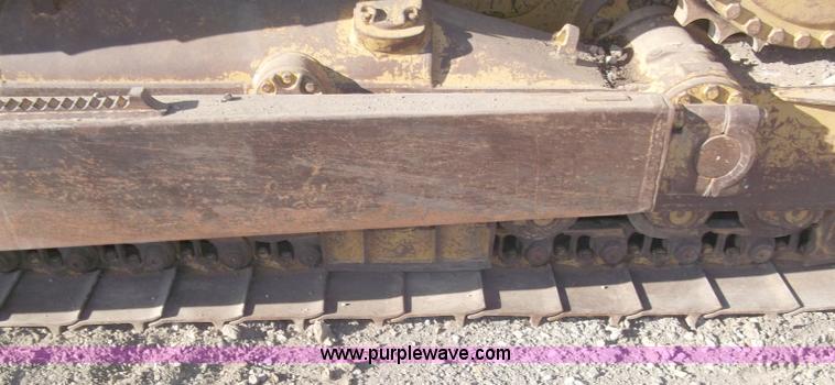 image for item B5035 2002 Caterpillar D6RXL dozer