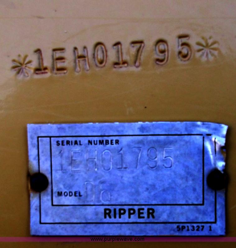 image for item B5035 2002 Caterpillar D6RXL dozer