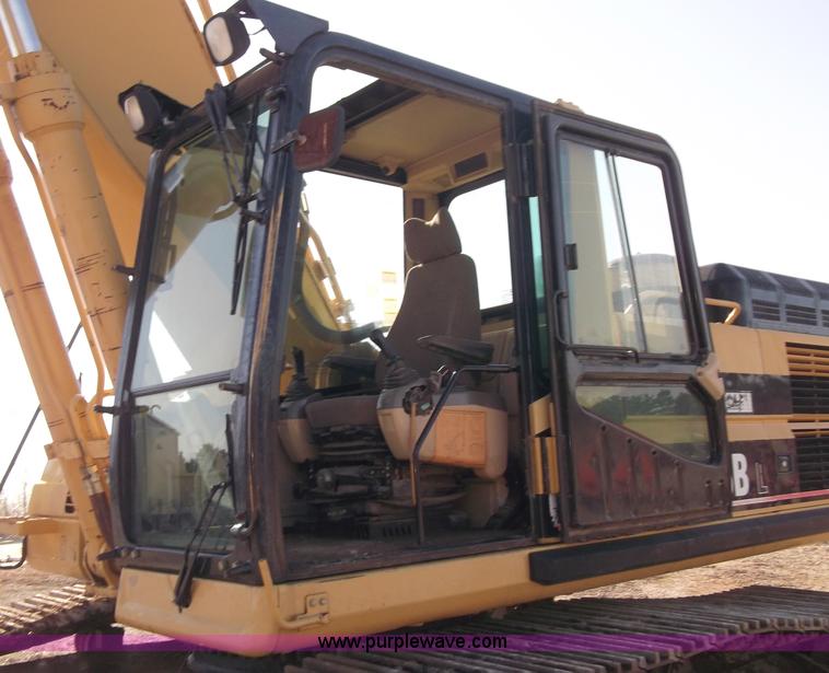 image for item B5036 2001 Caterpillar 345B excavator