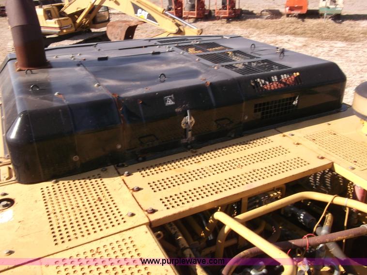 image for item B5036 2001 Caterpillar 345B excavator