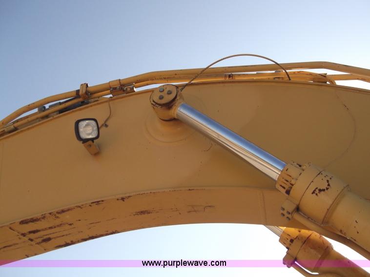 image for item B5036 2001 Caterpillar 345B excavator