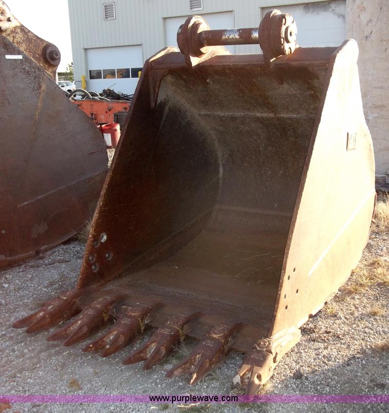 image for item B5036 2001 Caterpillar 345B excavator