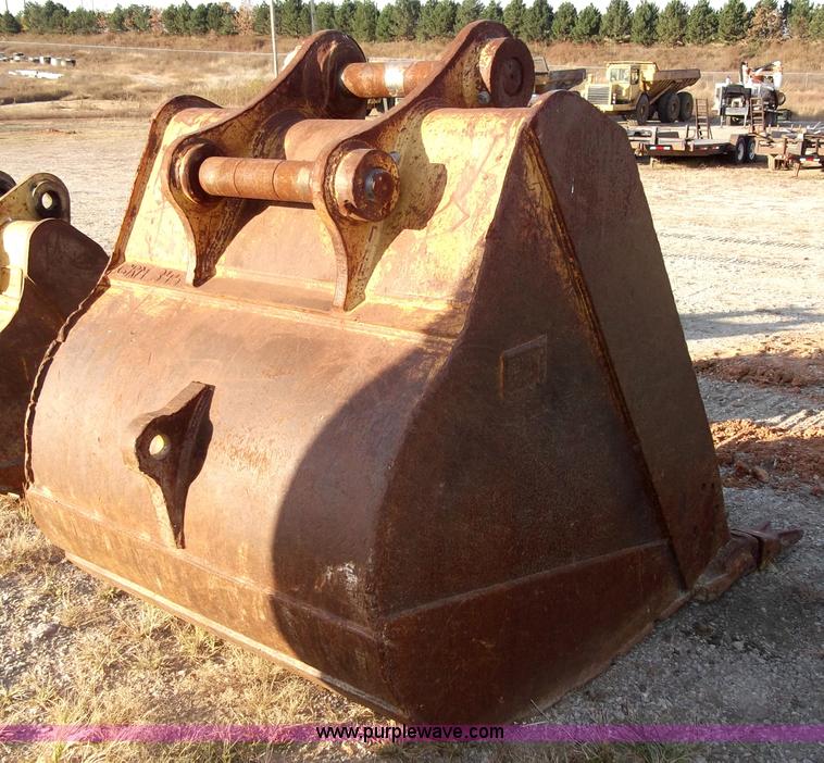 image for item B5036 2001 Caterpillar 345B excavator