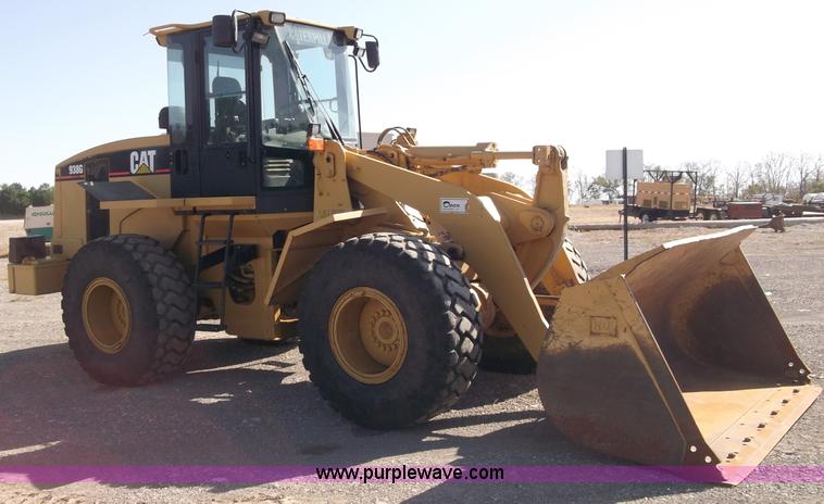 image for item B5037 2005 Caterpillar 938G wheel loader