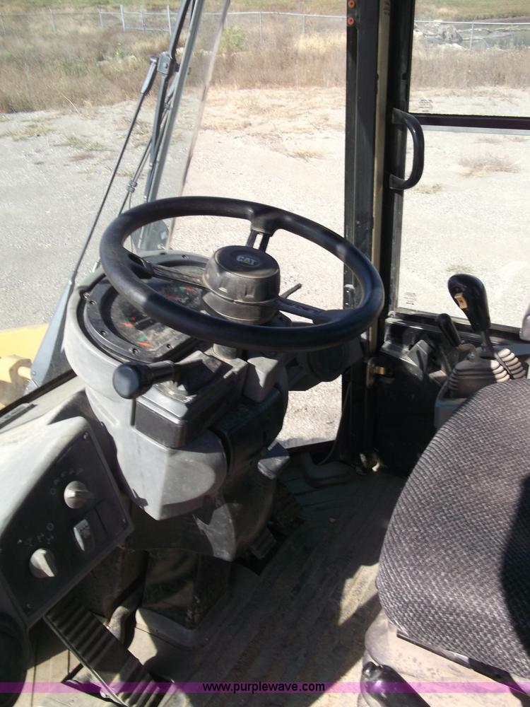 image for item B5037 2005 Caterpillar 938G wheel loader