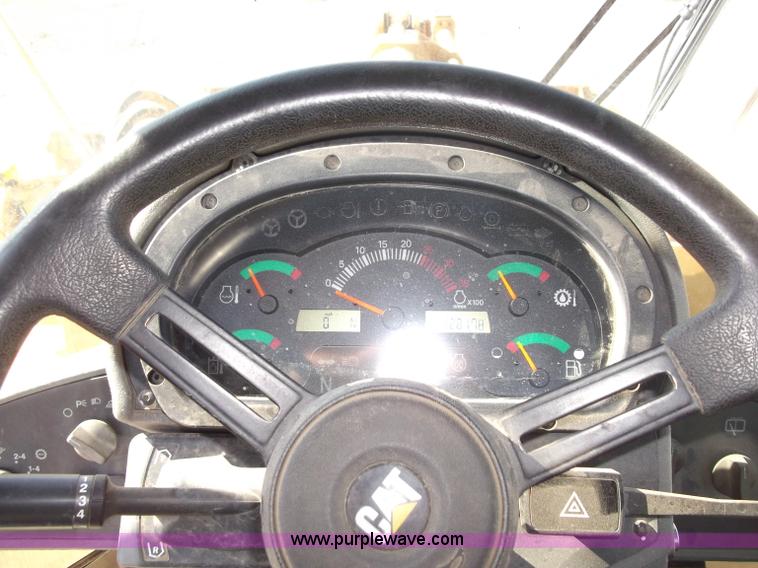 image for item B5037 2005 Caterpillar 938G wheel loader
